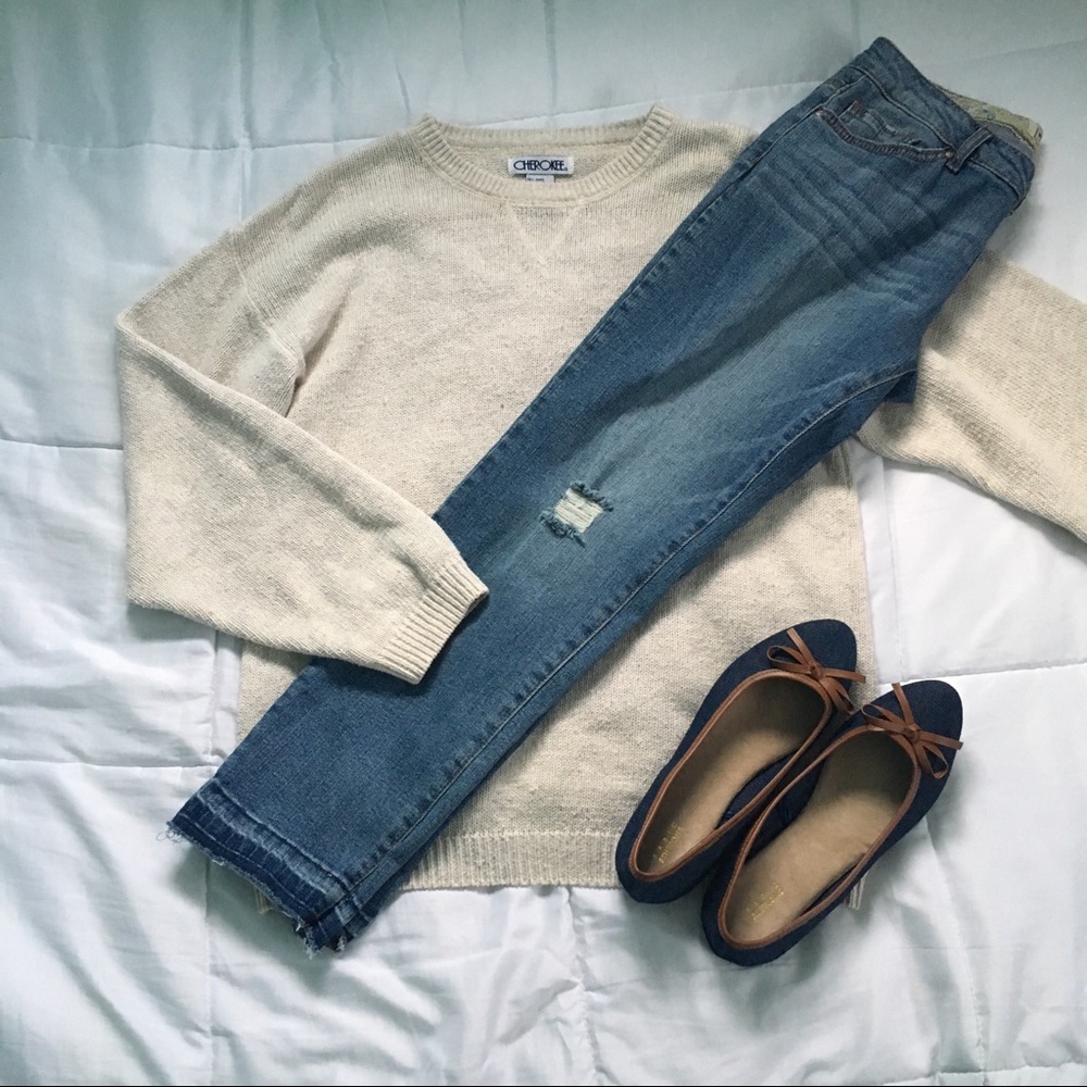 NOT FOR SALE Skinny Boyfriend Frayed Raw Hem Jeans